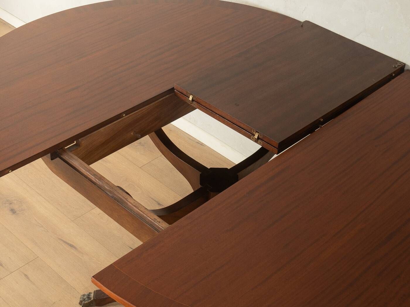 Table à manger de style Régence par Strongbow Furniture (années 1880)