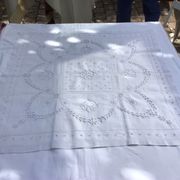 Linen table centre
