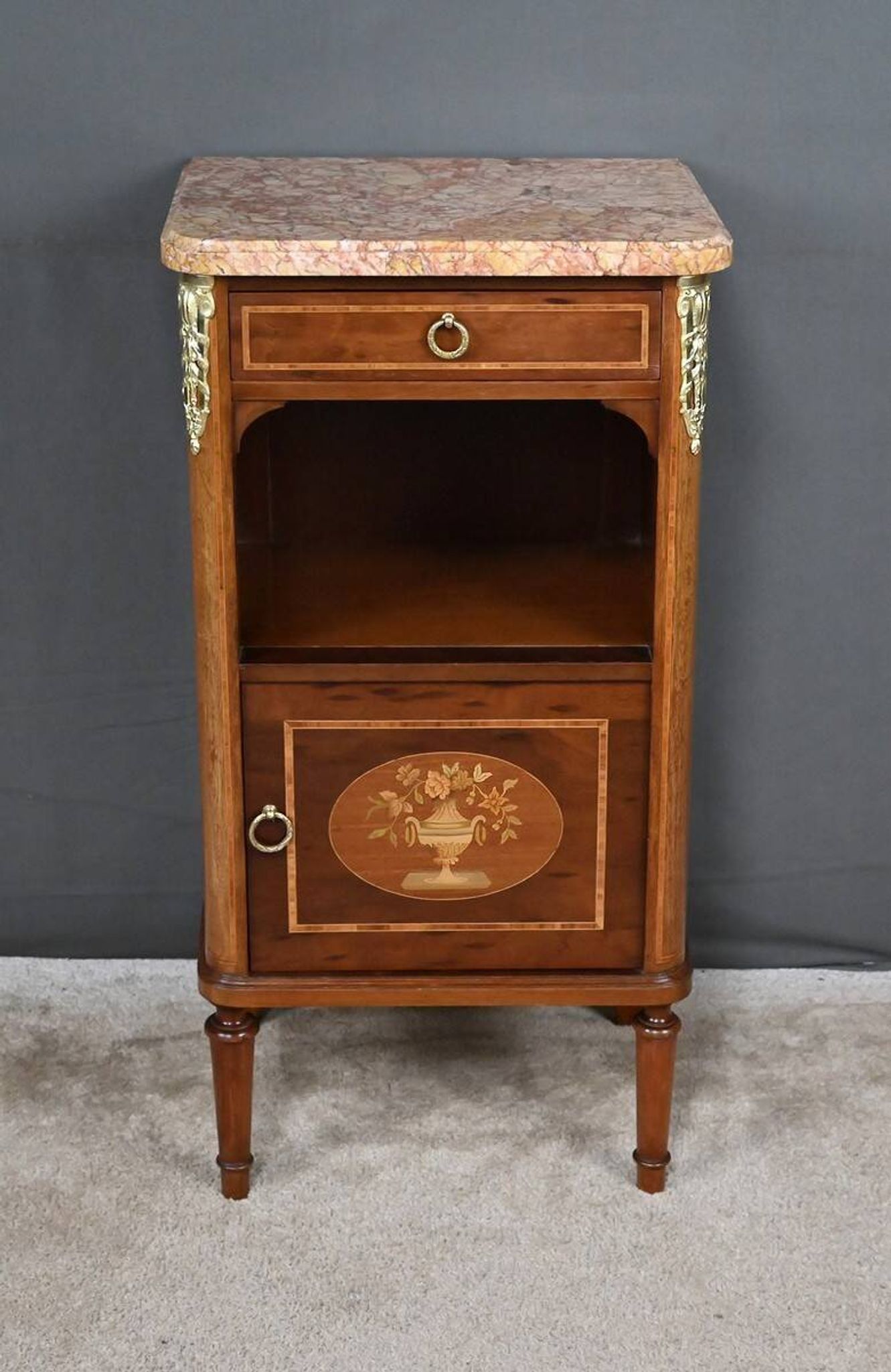 Small living room piece in marquetry, Louis XVI style – early 20th century