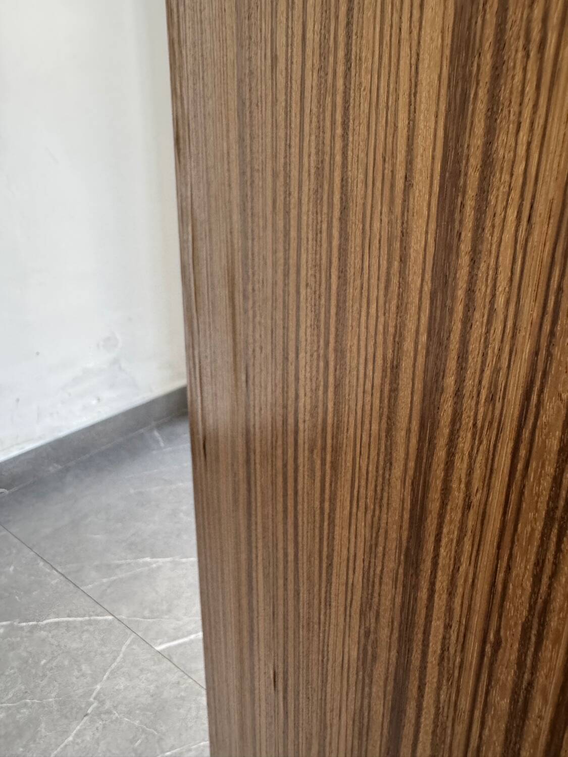 Wooden podium / case
