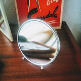 Growing barber mirror