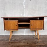 vintage oak desk with a Scandinavian look