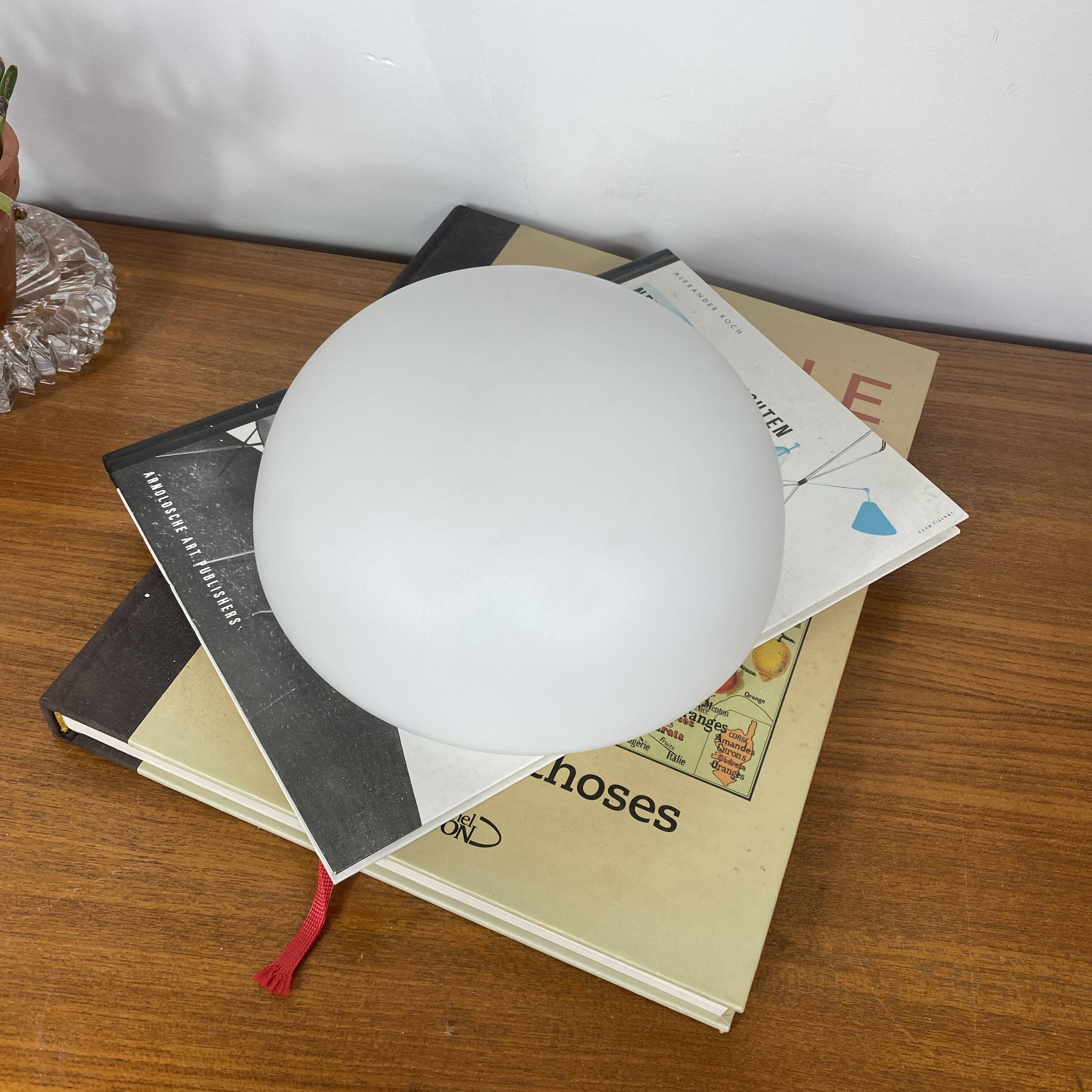 Vintage wall-mounted ceiling light, frosted white glass, half-moon shape, 20 cm.