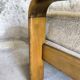 Fauteuil vintage en bois et laine