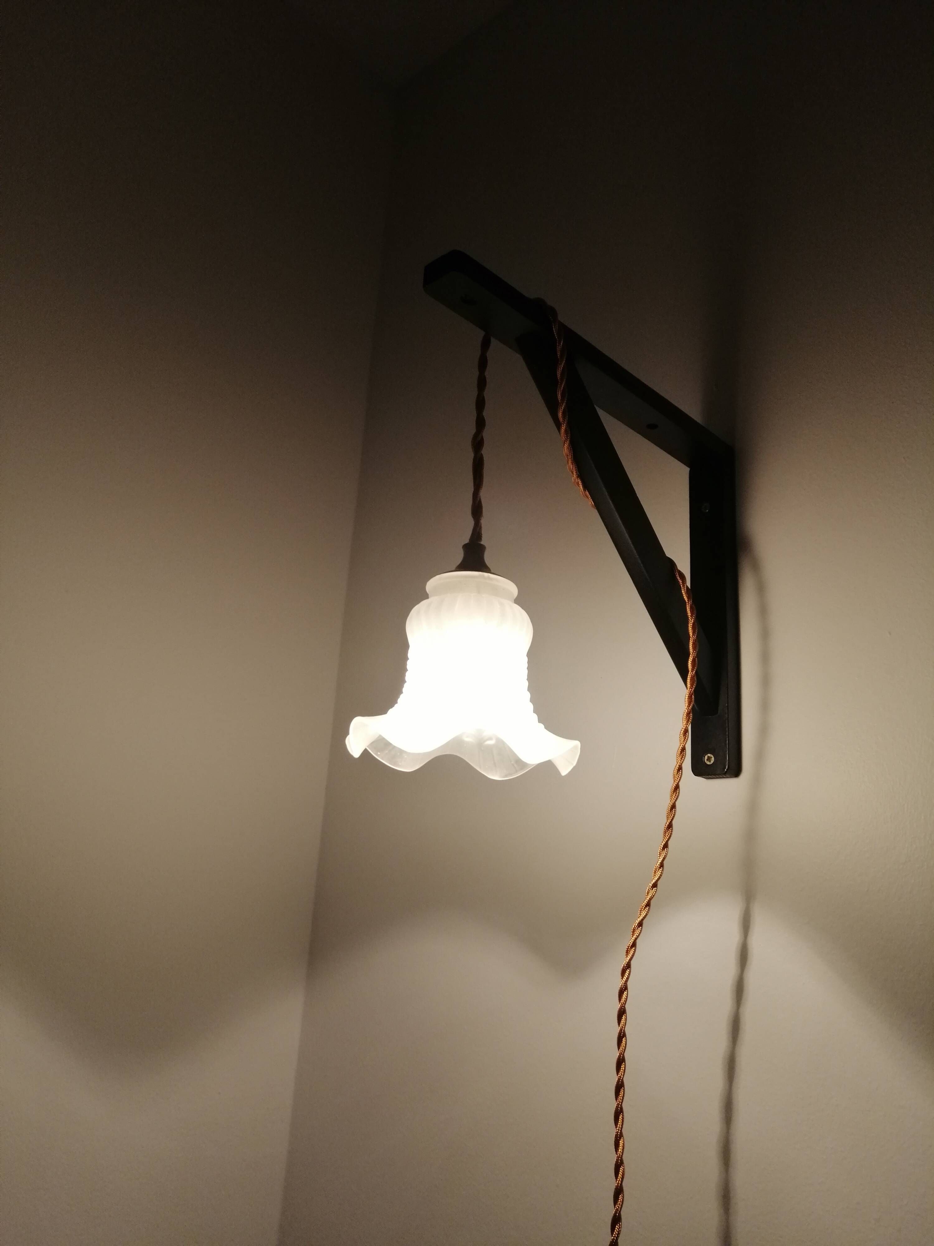 Lampe baladeuse globe tulipe en verre poli avec fil doré de 2,10 m
