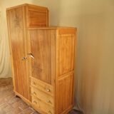 Asymmetrical wardrobe