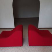 Pair of chromatic swivel armchairs by Kwok Hoi Chan, Steiner
