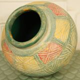 Scarified pansu terracotta vase