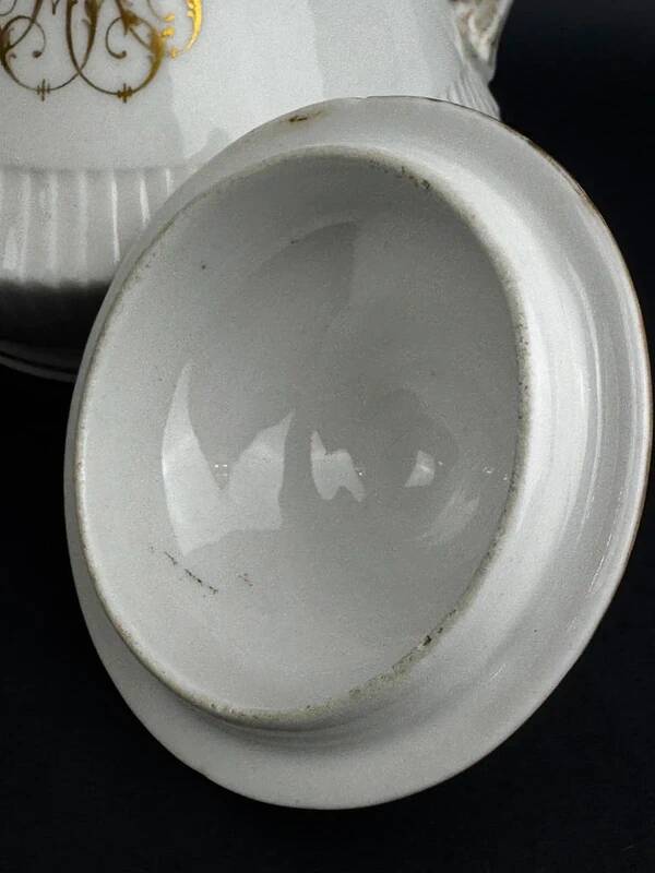 Large 19th century Paris porcelain sugar bowl with ARJ gold monogram