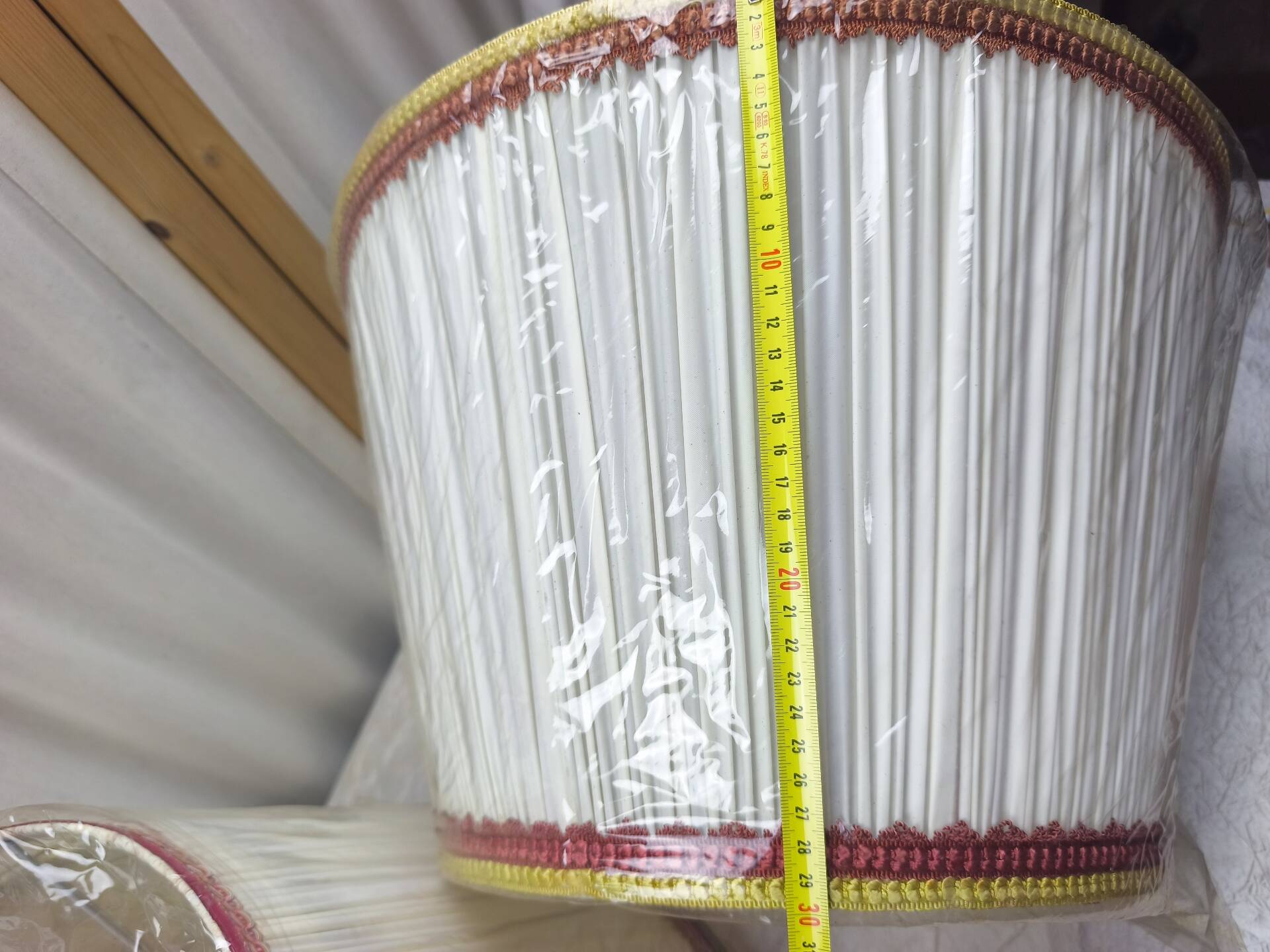 Set of 3 large vintage pleated fabric lampshades – trimmings –