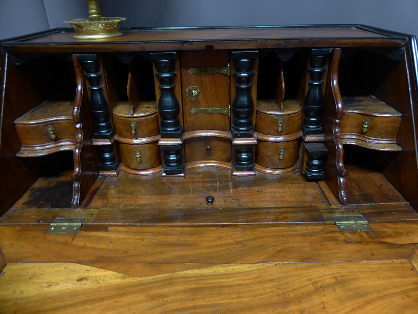 Anglo Portuguese Secretary