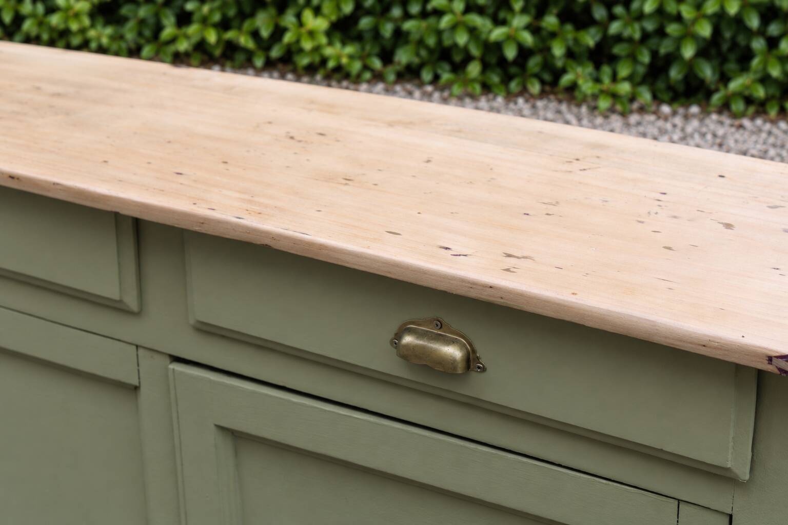 Renovated old Parisian buffet – Clay Green Envie & wooden top – 99 cm