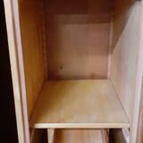 Compass feet cabinet