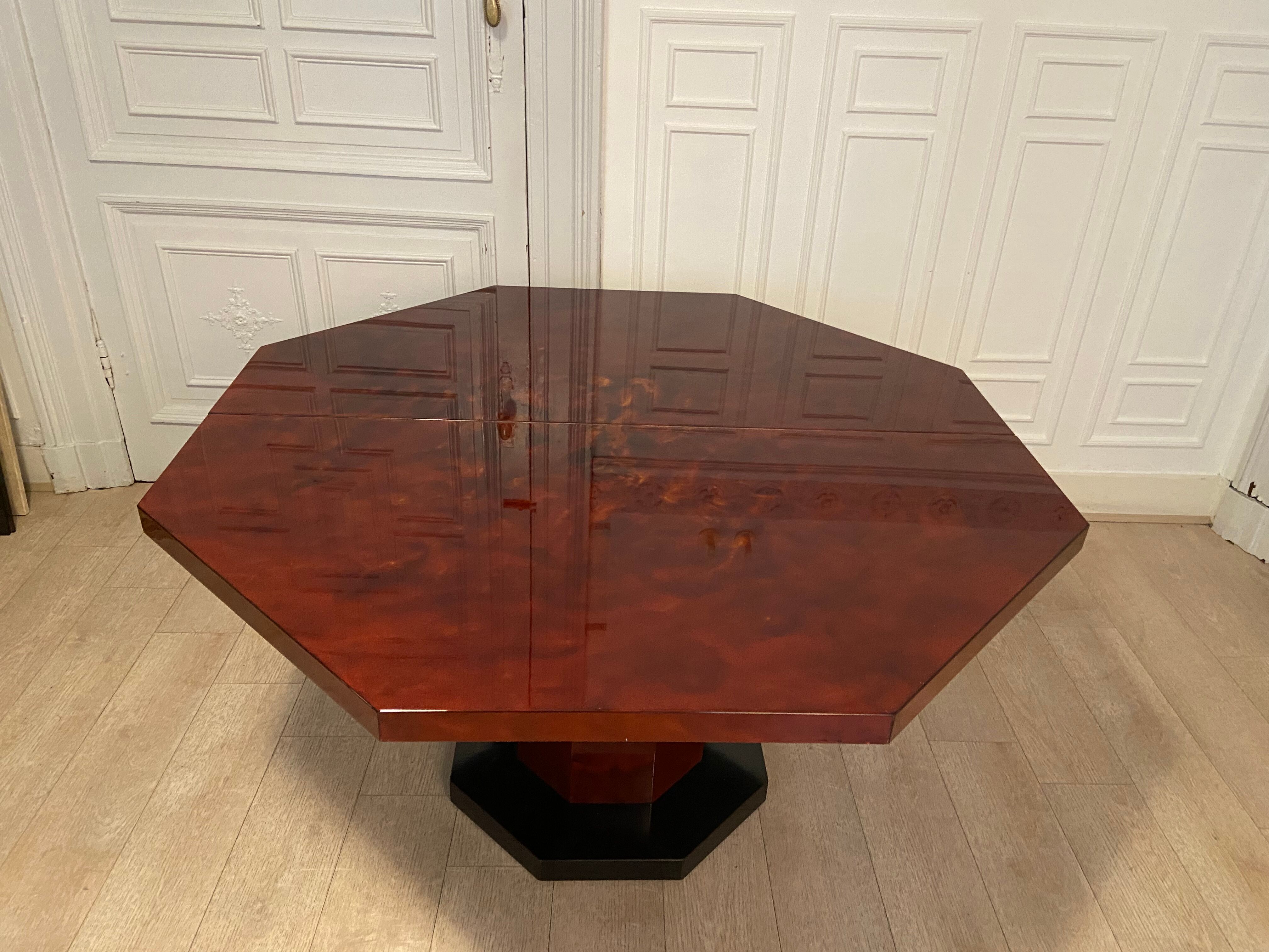 Red lacquered dining table and gold dust, 1970s