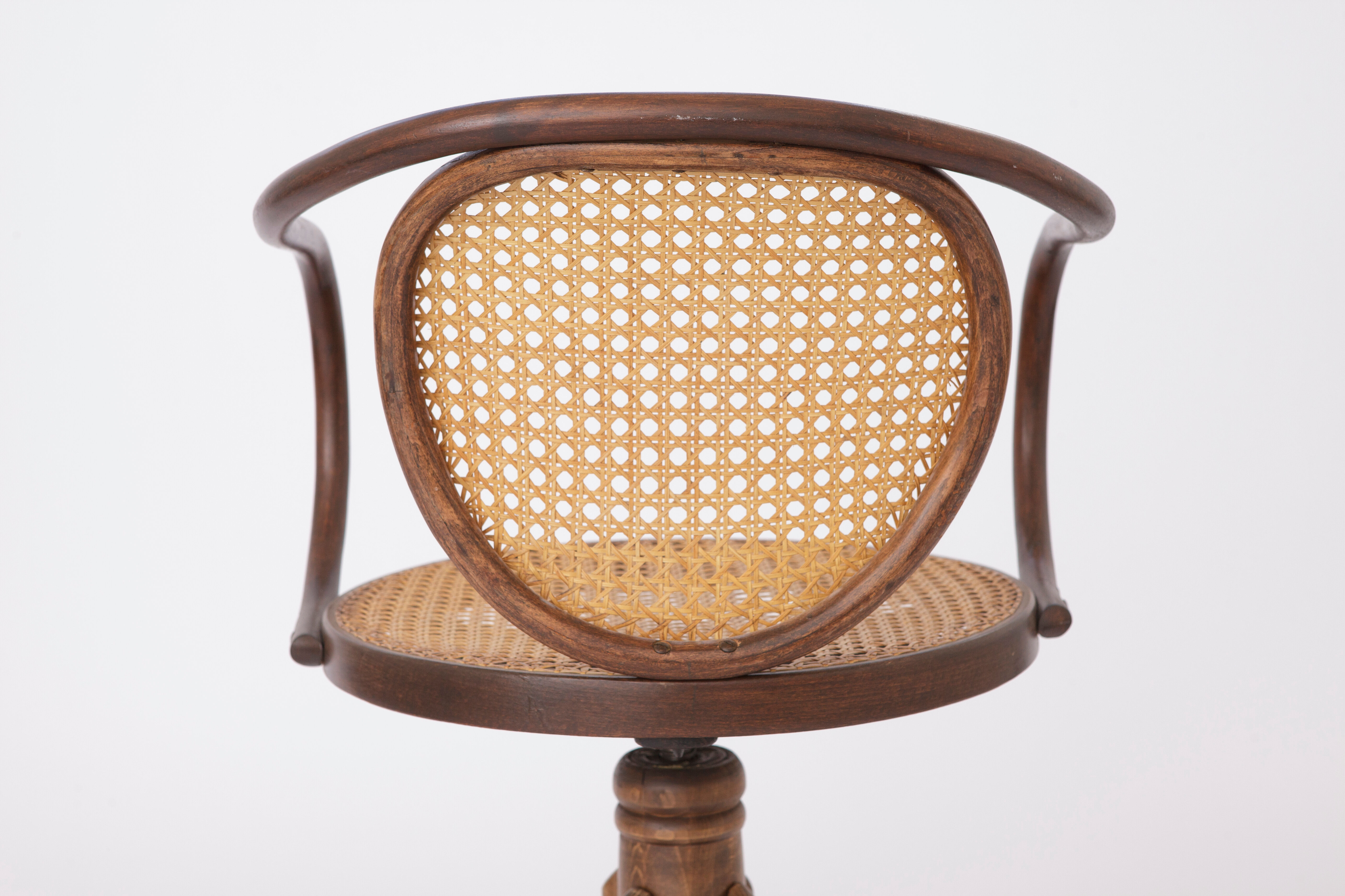Chaise de bureau vintage en bois courbé tresse viennoise