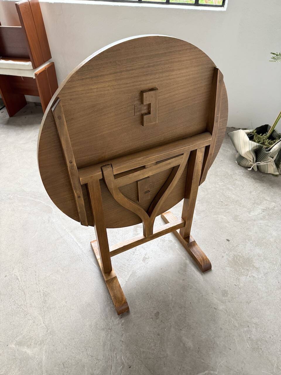 80s folding winegrower's table