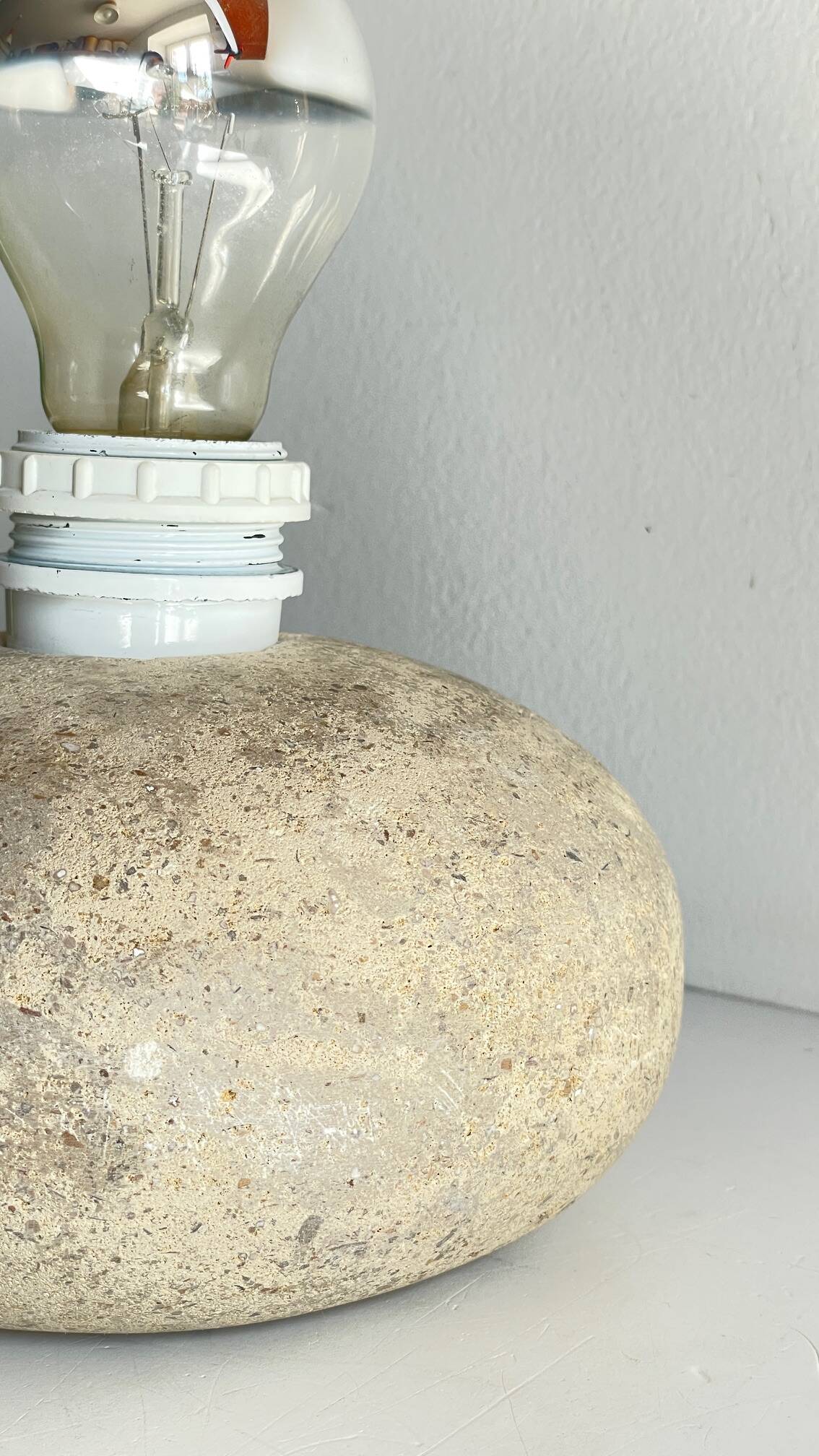Vintage natural stone pebble lamp