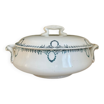 Tureen stamped new ceramic factories of North Saint Amand