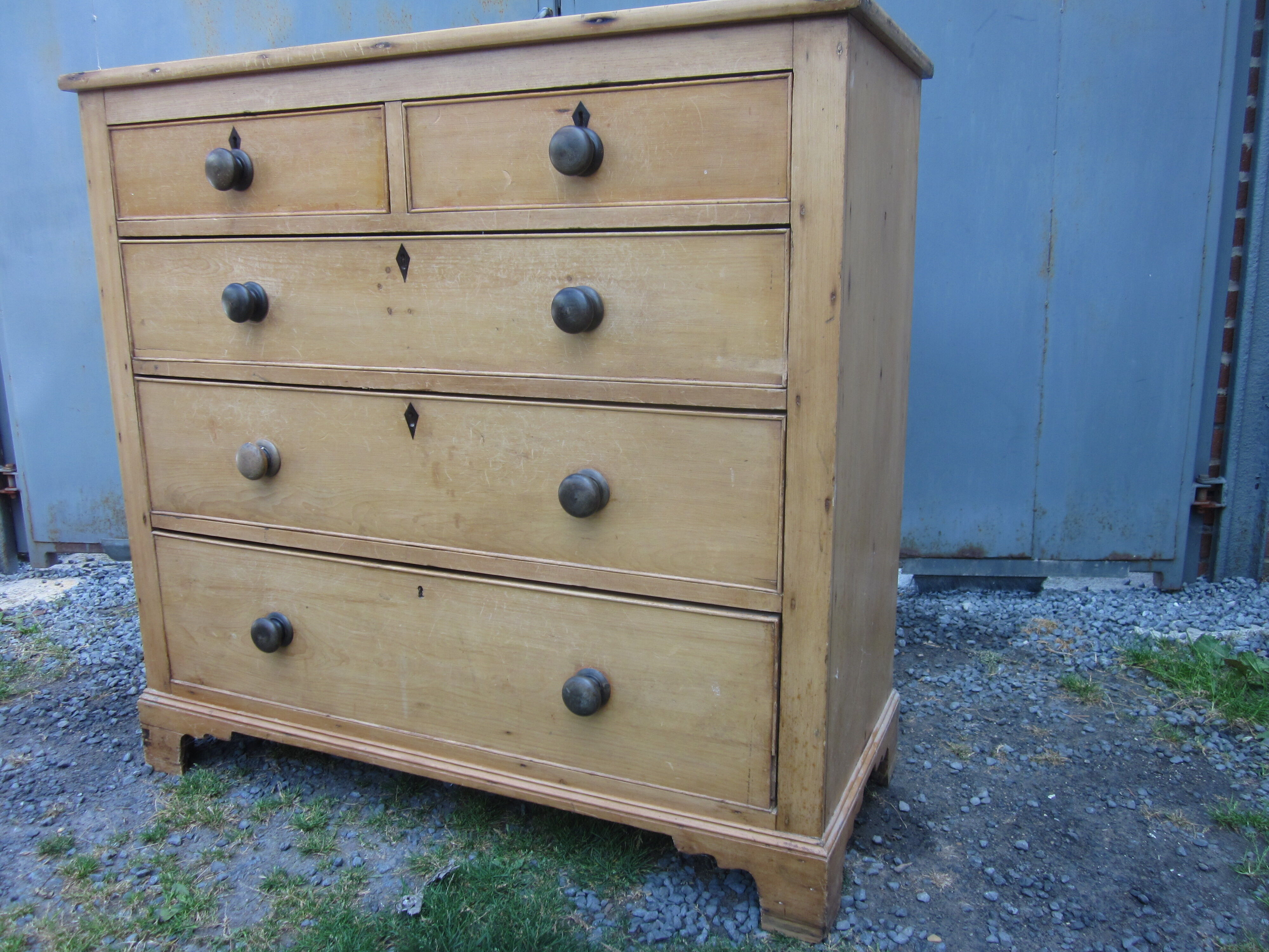 Antique pine chest of drawers