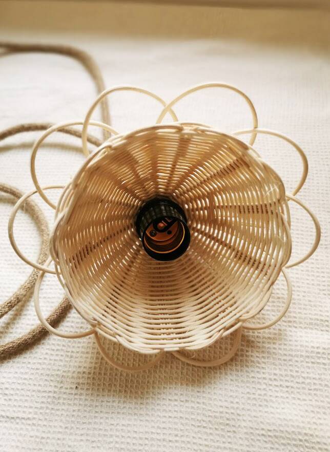 Jaline rattan flower walker