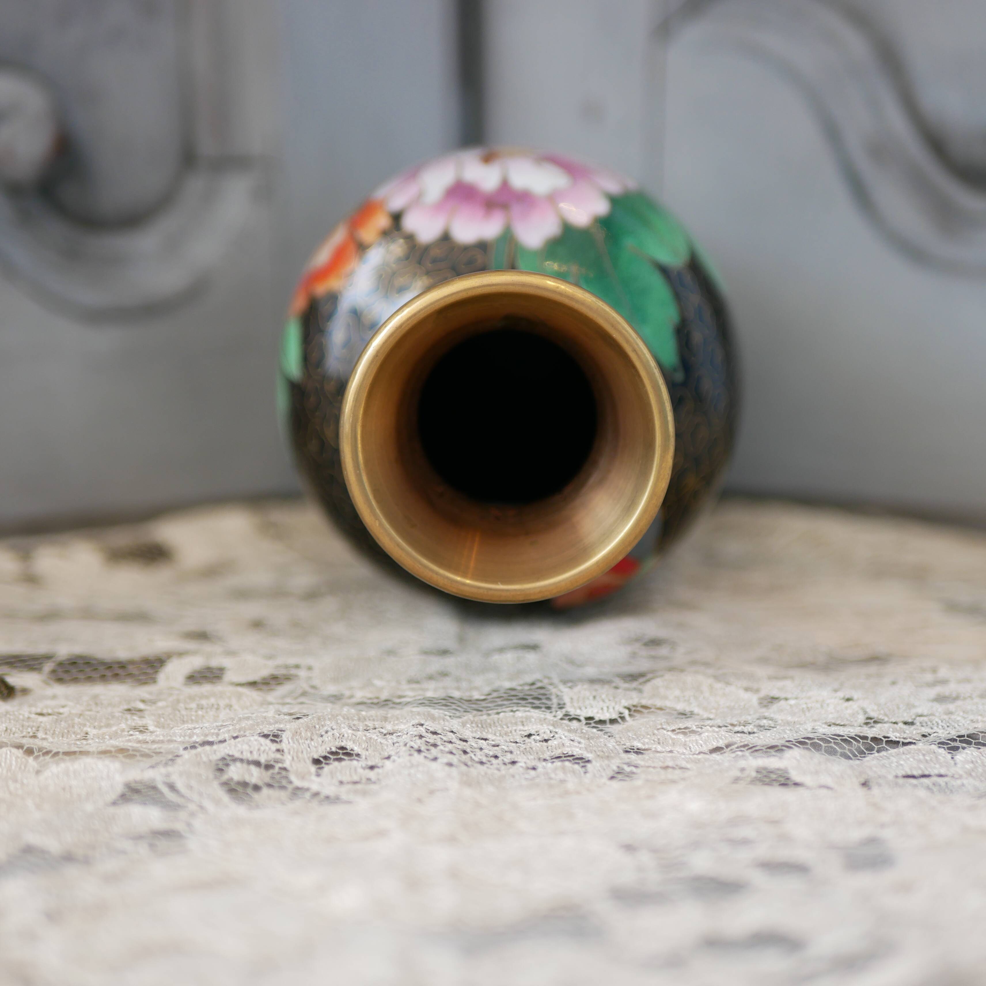 Chinese cloisonné vase, chrysanthemum motif