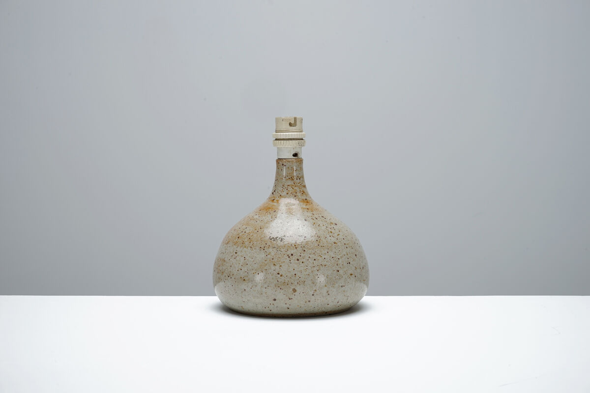 Sandstone lamp by Roland Zobel Atelier Les Cyclades Anduze