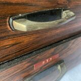 Workshop furniture with compartments and drawers