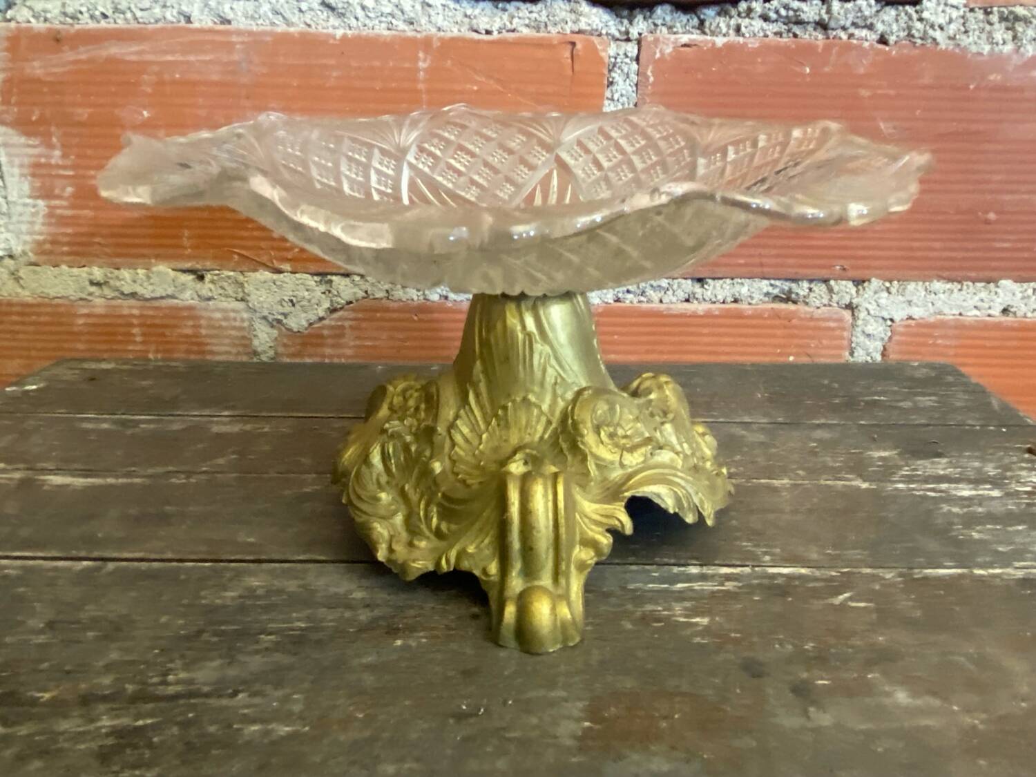 Antique art nouveau fruit bowl moulded glass + golden metal pedestal