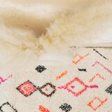 Berber carpet Azilal in colored wool woven hand in Morocco