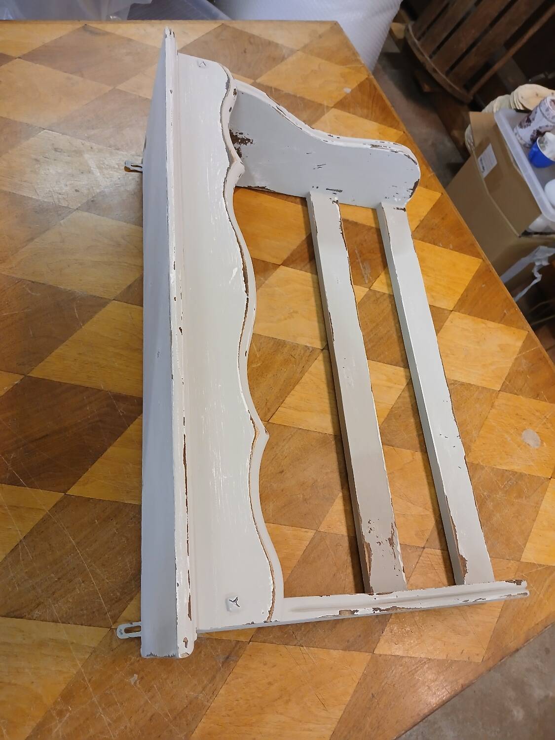 Étagère murale ancienne en bois