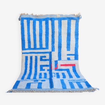 Tapis marocain berbère béni ouarain moderne bleu et blanc