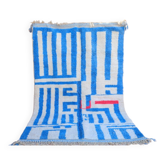 Tapis marocain berbère béni ouarain moderne bleu et blanc