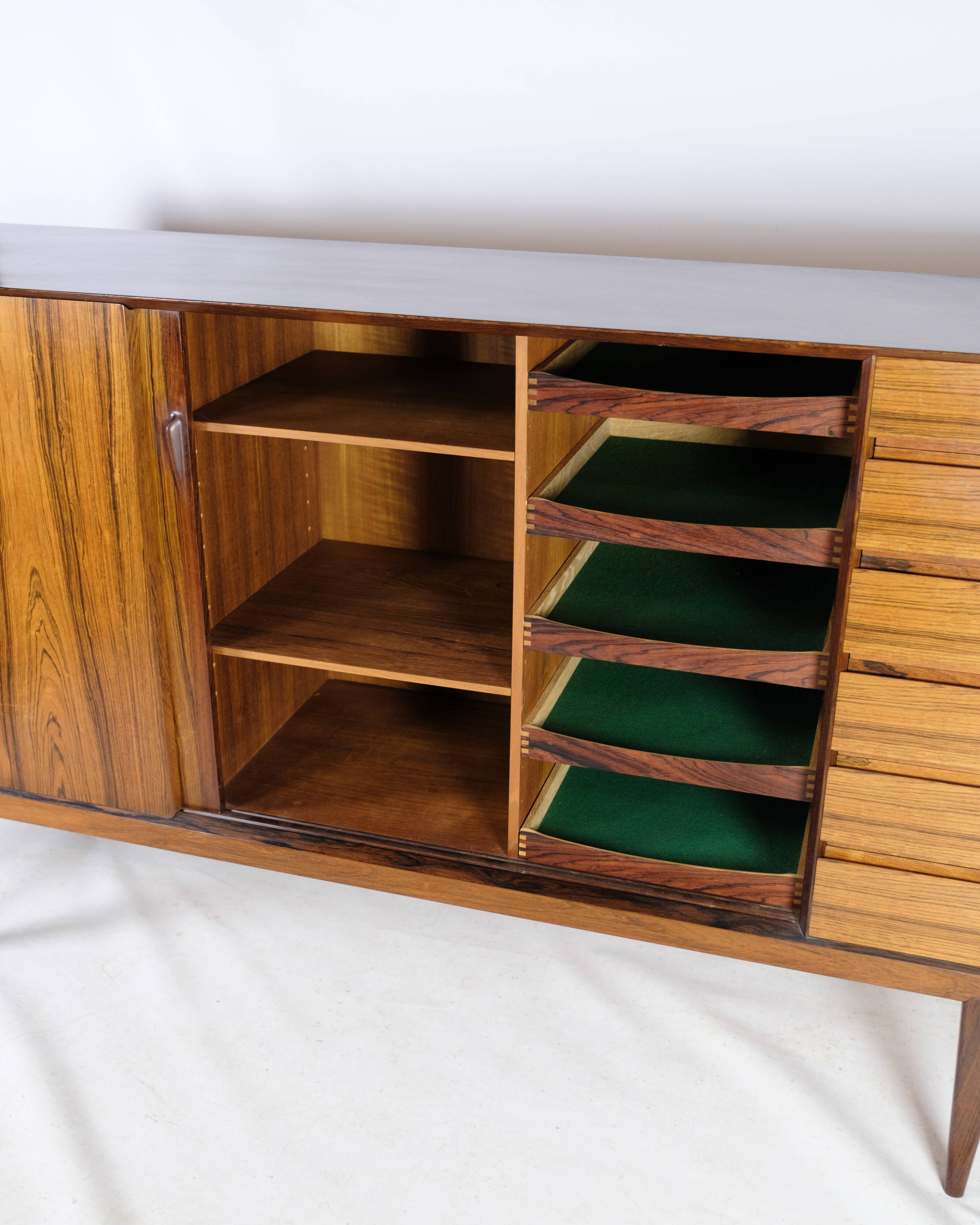 Buffet en palissandre par henry r. hansen