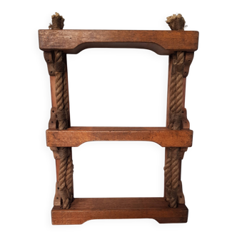 Wall shelf with 3 levels made of boat rope.