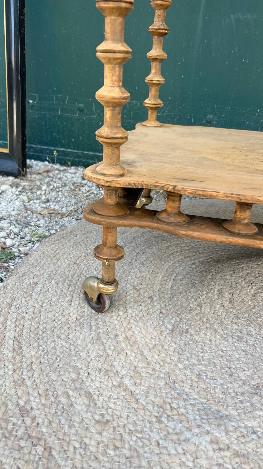 Coil serving trolley