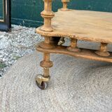 Coil serving trolley