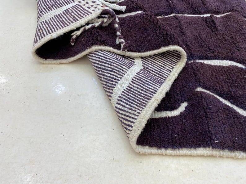 Artisanal Moroccan rug 200cm x 300cm