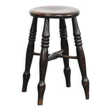 Tabouret Windsor antique anglais du XVIIIe siècle avec du caractère.