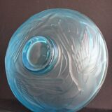 Art déco glass cup molded birds 1925