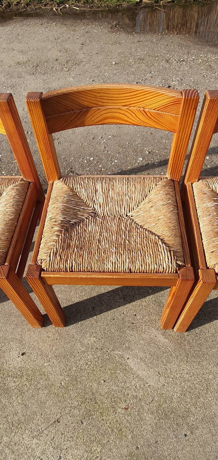 Set vintage pine dining table with 4 rush seat chairs Dutch design