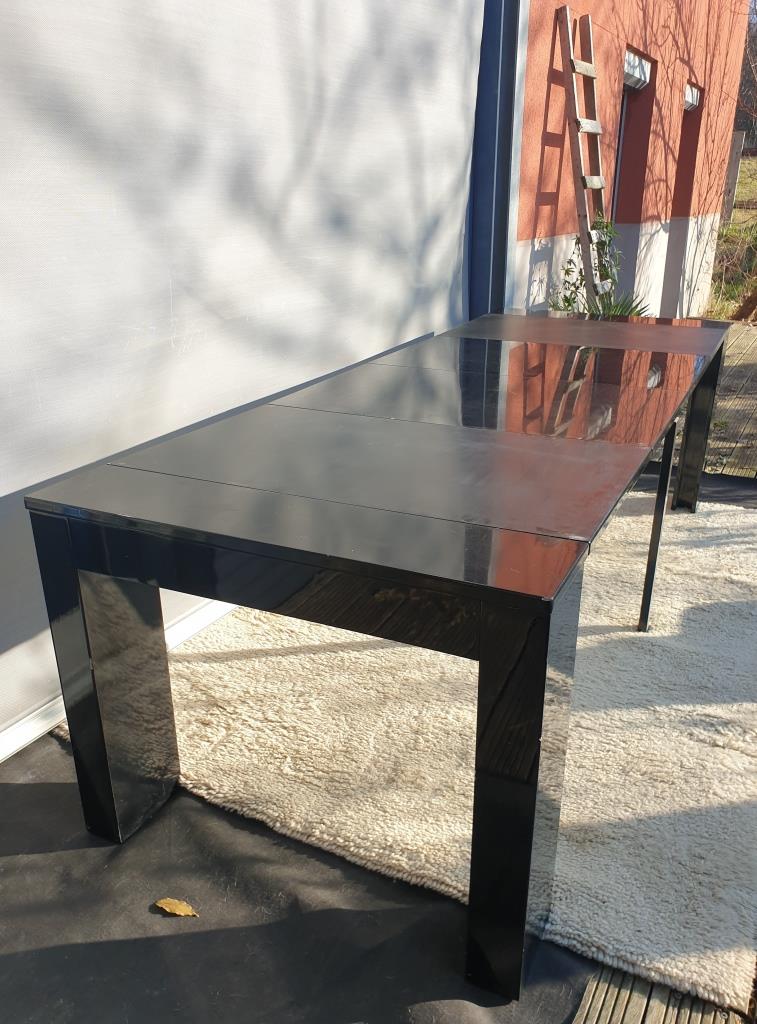Table with extendable mechanism XXL black lacquer