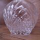 Cut glass wine carafe with its stopper, 24cm.