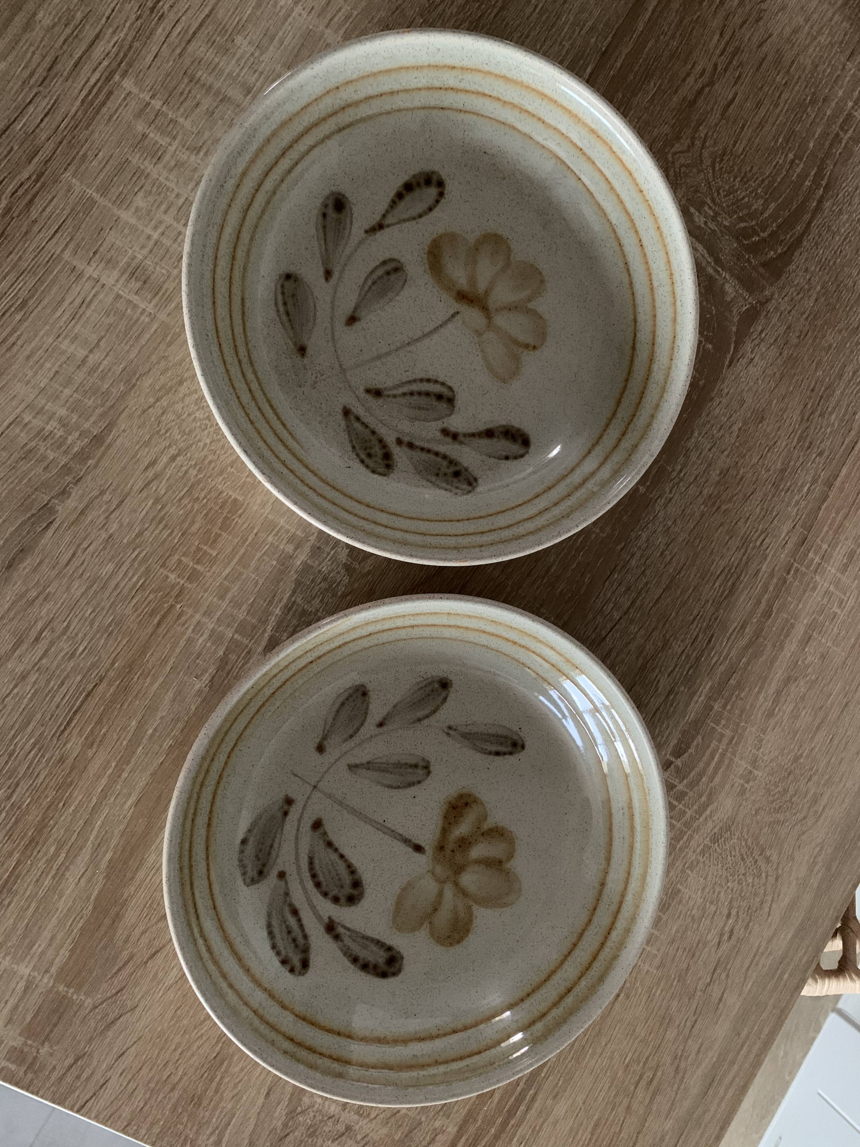 Lot 2 assiettes Digoin Sarreguemines