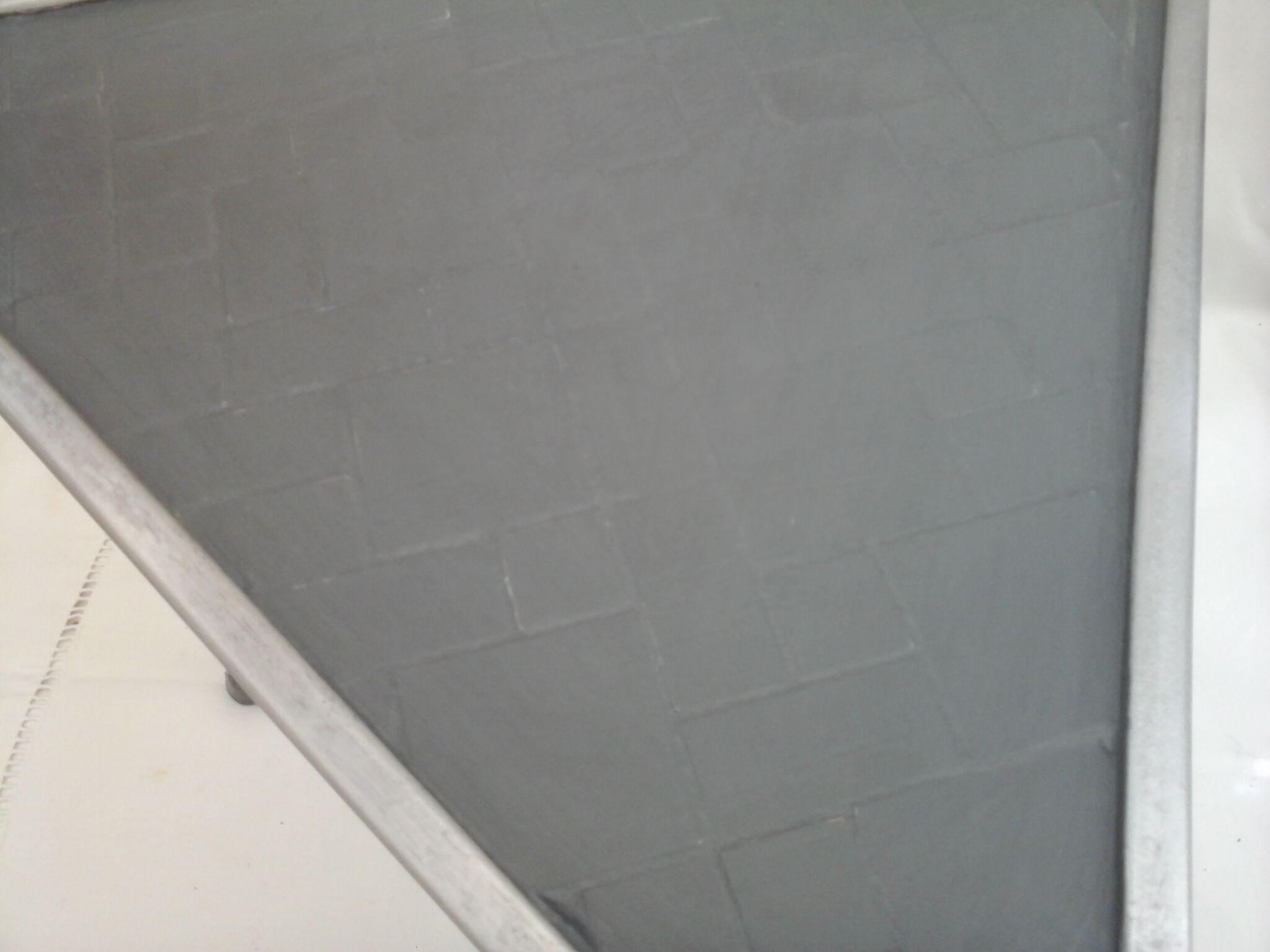 Triangular coffee table 50's