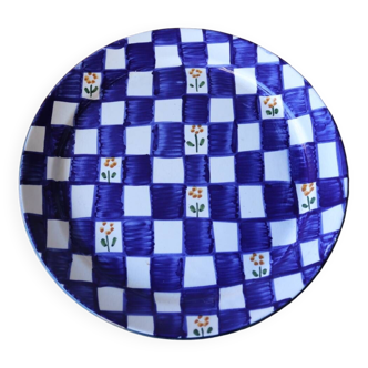 Large gingham ceramic dish