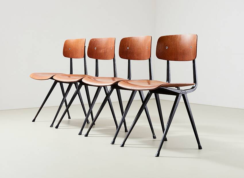 Friso Kramer Set of 4 Result chairs for Ahrend de Cirkel 1958