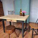 Farm table