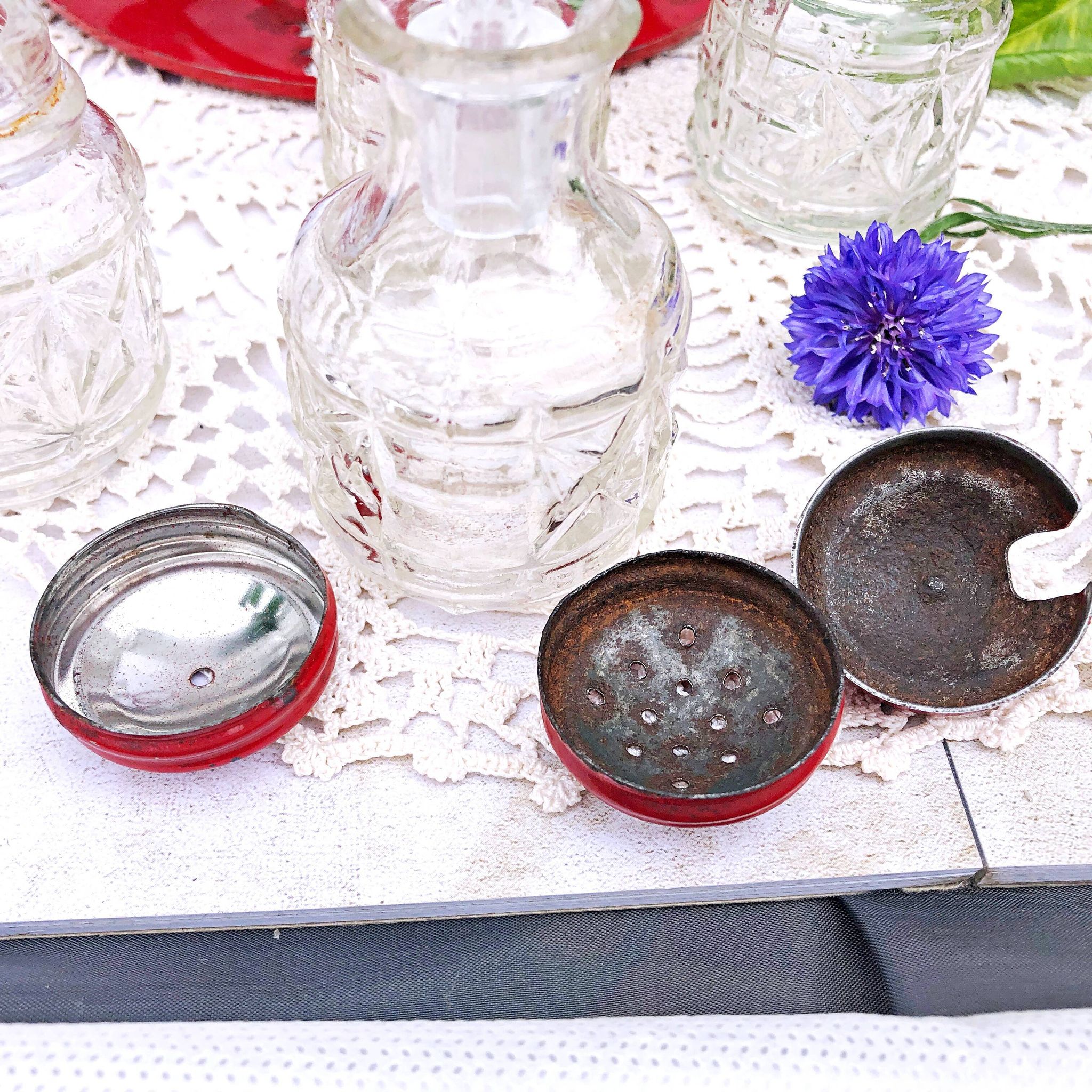 Table condiment server red metal turntable 6 vintage pieces