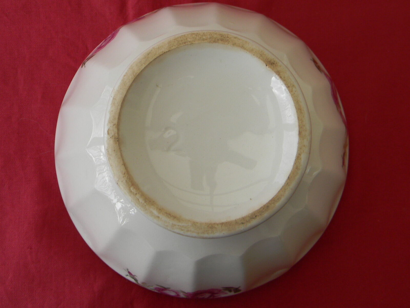 Lot of large old bowls.  Flower decoration.