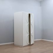 Italian Space Age Wardrobe white lacquered F.lli Proserpio 1960s